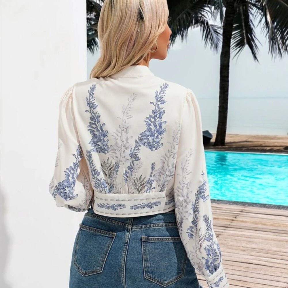 Cream Embellished Crop Blouse with Notched Collar - Picture 2 of 3